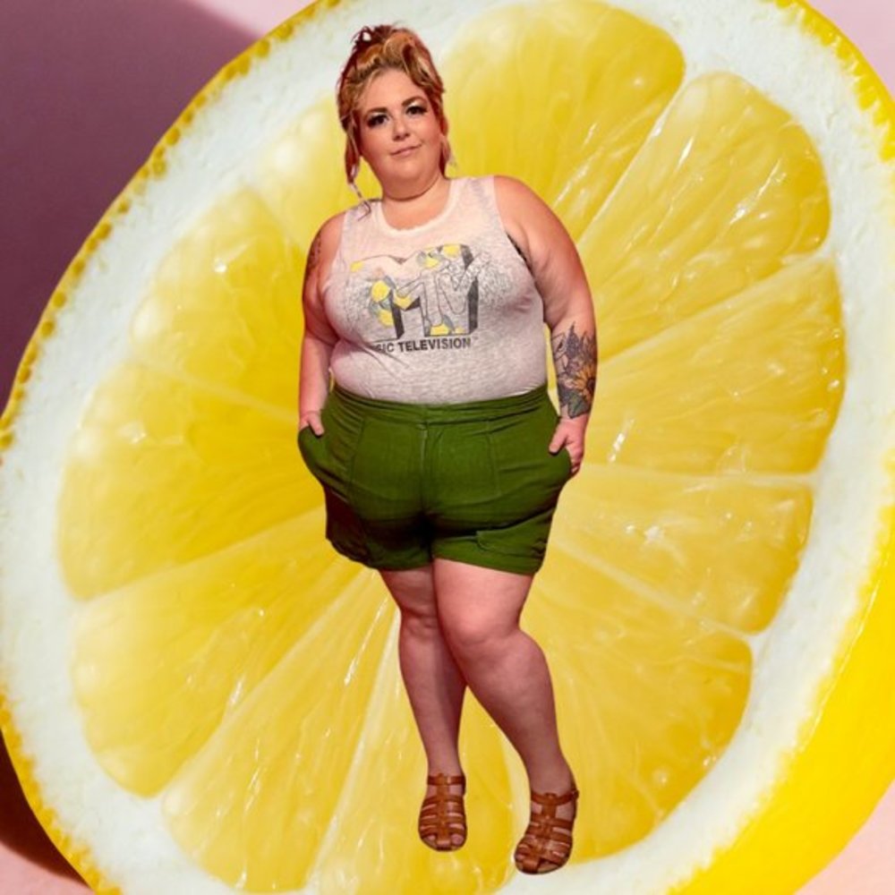 Eloquii High Waisted Linen Short in Banana Palm 24